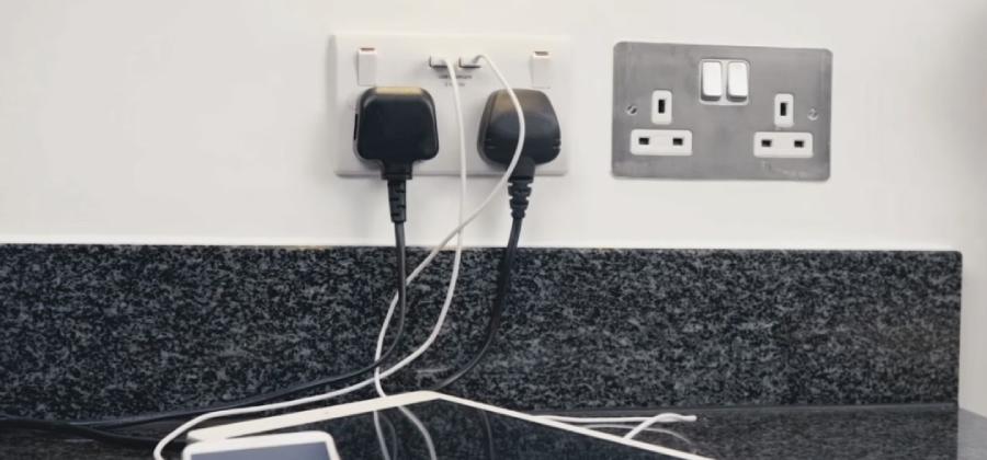 Why you need to Replace the Twin Socket with a Socket with USB Chargers